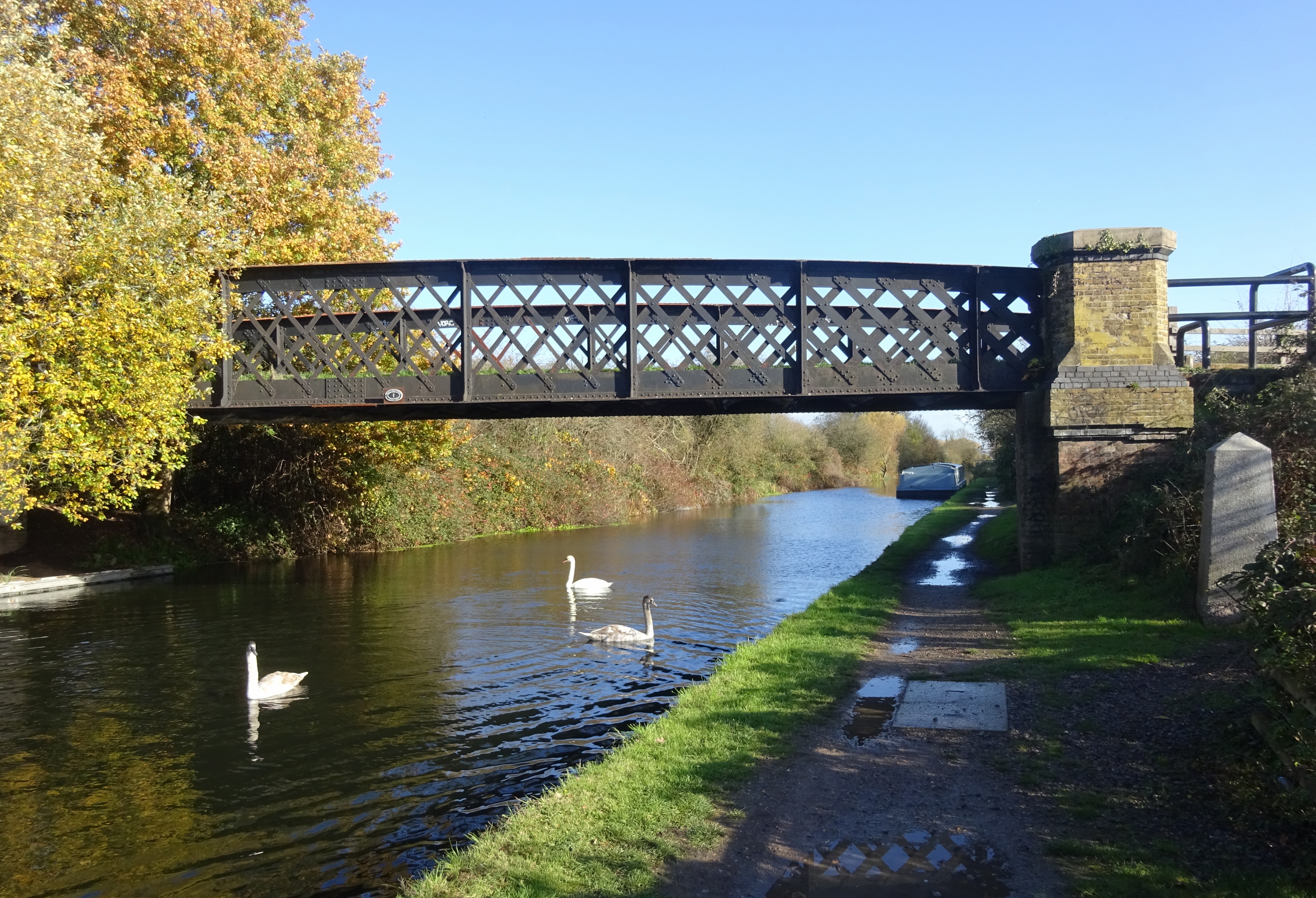 Slough Arm Of The Grand Union Canal Colne Valley