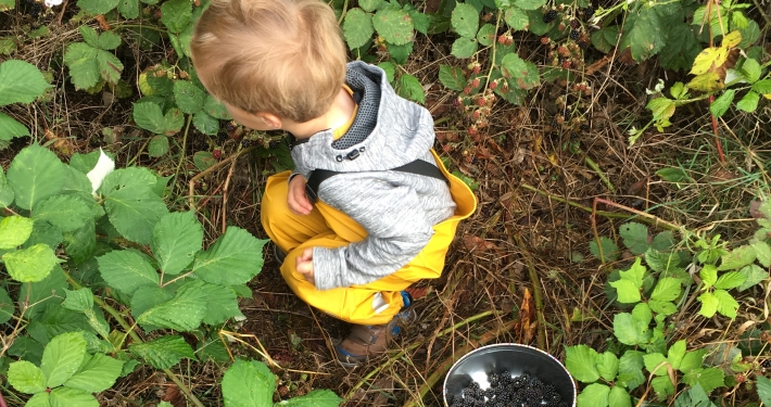 Child foraging