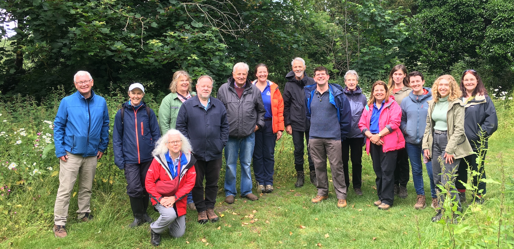 group shot best crop